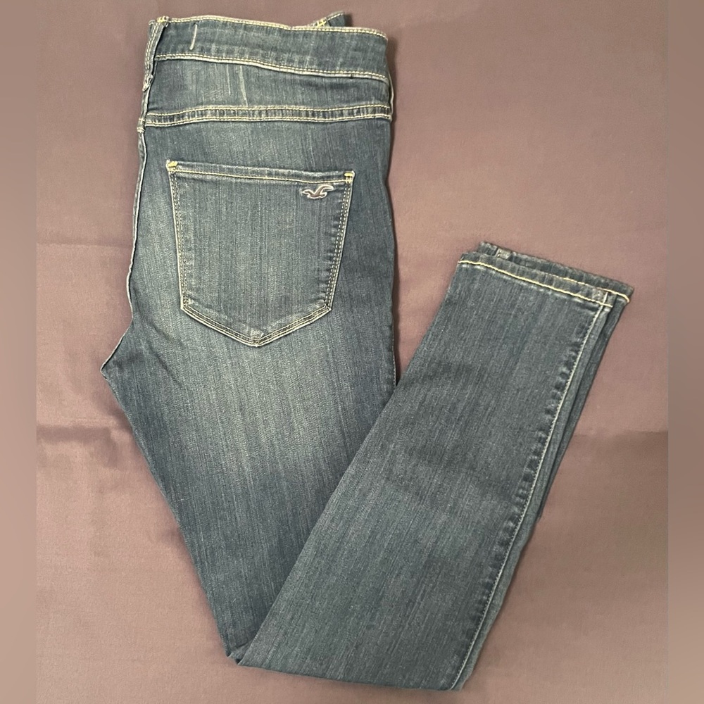 Like New~ Hollister Skinny Jeans